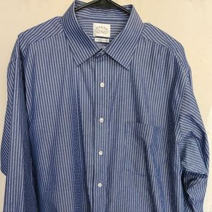Men's dress shirt